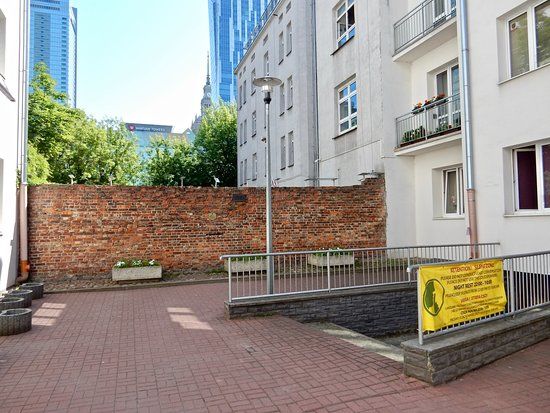 Fragmenty murów getta